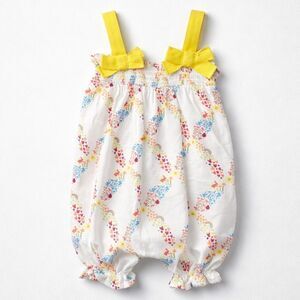 Lullaby Lane yellow and white Sleeveless smocked one piece romper 6-9 months NWT